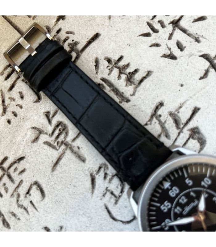 Flaches Lederarmband Krokoprägung Sport quadratische Schuppe – Diloy 361