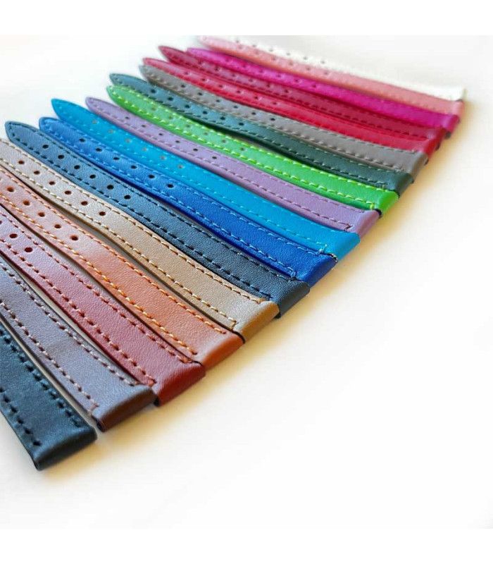 Leather strap Diloy 304 – Classic, smooth stitched, flat design